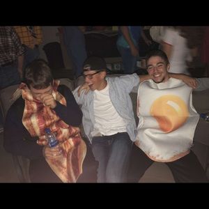 Meet your Posher, Josh